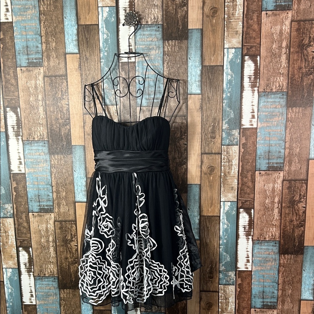 Speechless Black Strapless Dress with White Floral Design